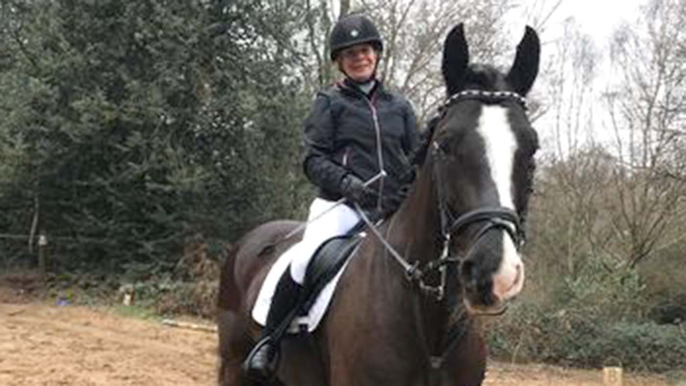 Deborah Tarrant riding Onyx at Wimbledon Village Stables