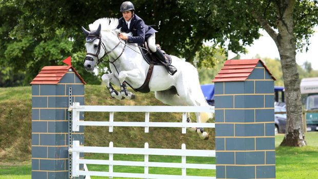 Harry Skelton and Charming Fellow Z win at the Royal International Horse Show