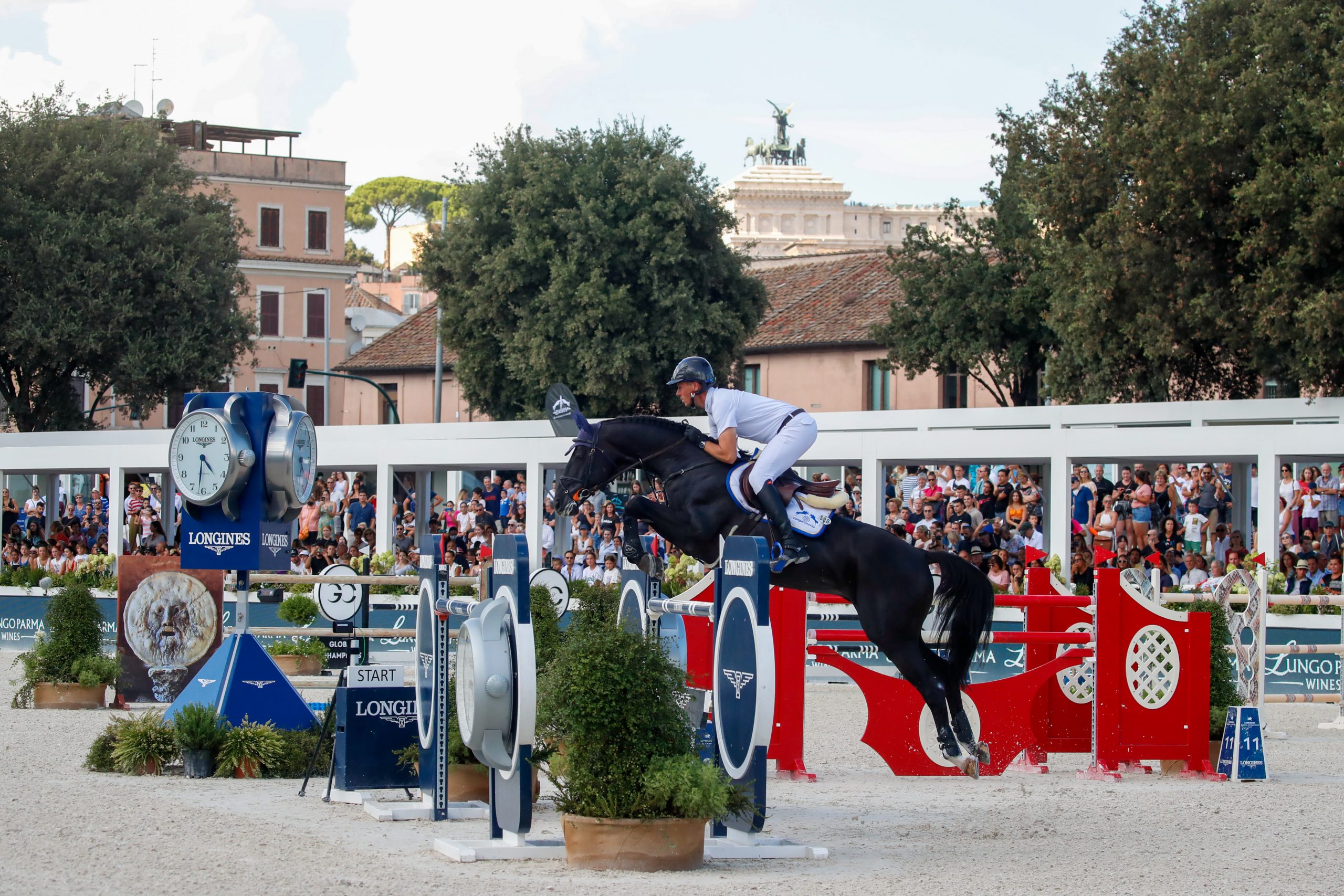 Showjumping results: Christian Ahlmann on Solid Gold Z winning at the LGCT of Rome