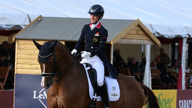 Laura Tomlinson riding Fallatijn