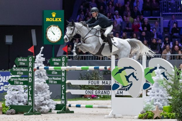 Shane Sweetnam and Alejandro winning the Credit Suisse Challenge at CHI Geneva