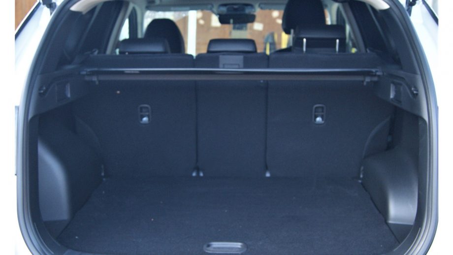 Hyundai Tucson boot seats up