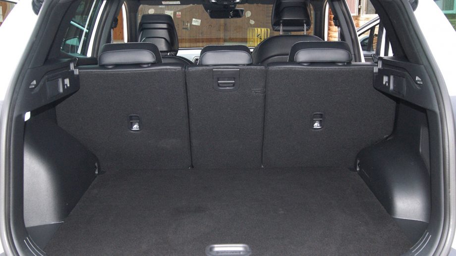 Kia Sportage boot space