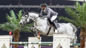 Christian Kukuk and barefoot showjumper Mumbai win a CSI5* class in Doha