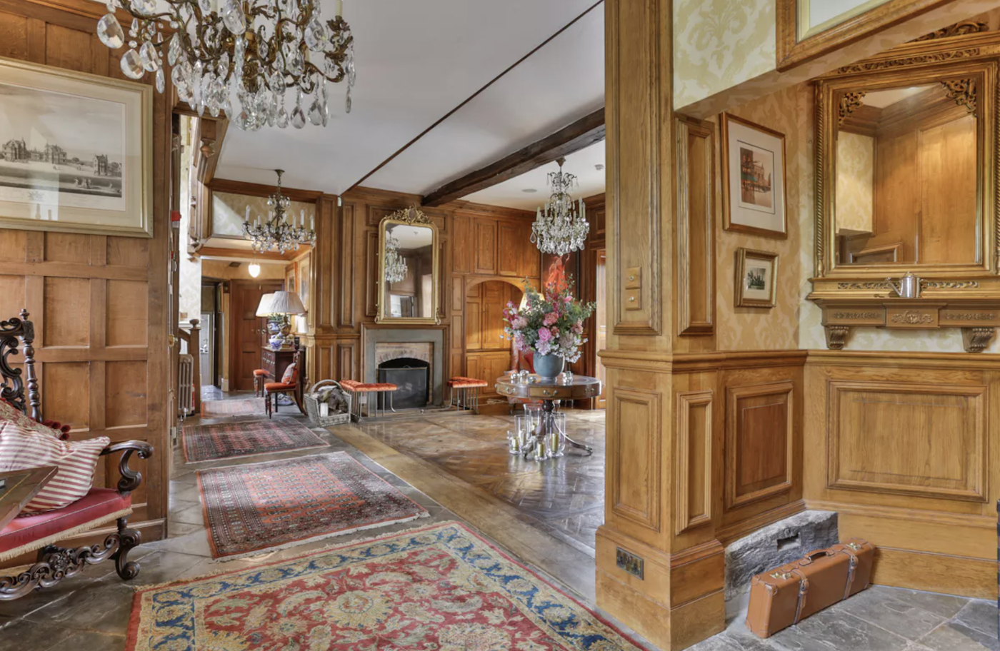 Grand panelled room at Bradford House