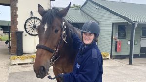 Police horse Urbane returns to work following a dog attack