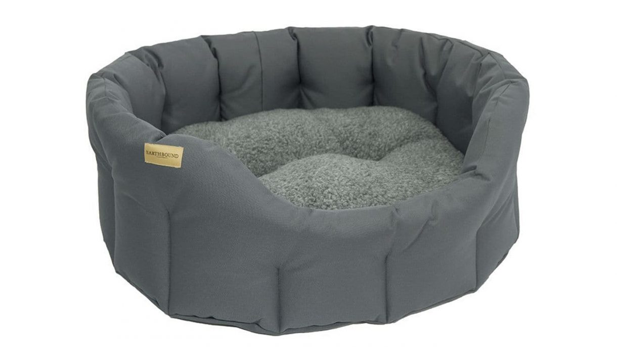 Best waterproof dog bed for wet, muddy and incontinent dogs