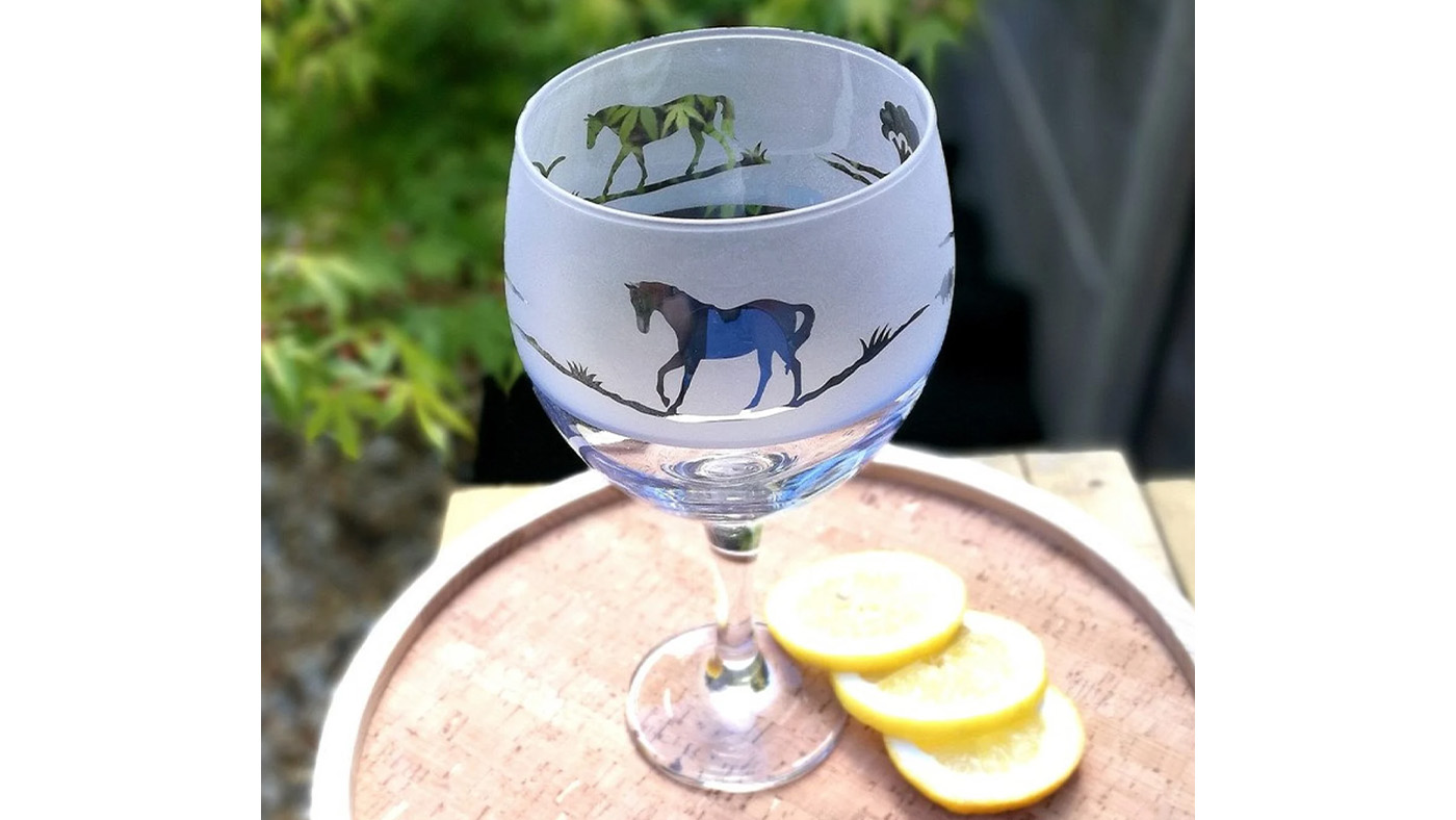 gin glass with horses on gift for horse lovers