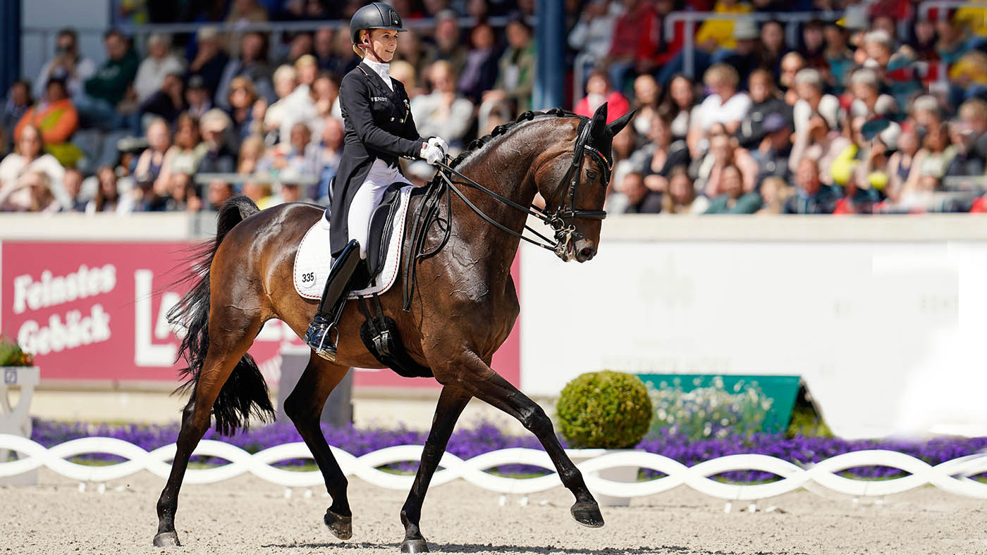 Jessica von Bredow-Werndl rides her grand prix special with an earpiece at Aachen 2023