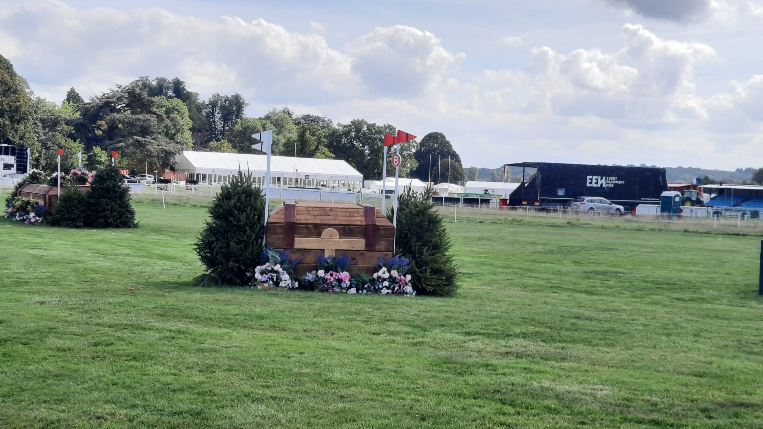 Fence 9b alternative: Blenheim Horse Trials cross-country course gallery