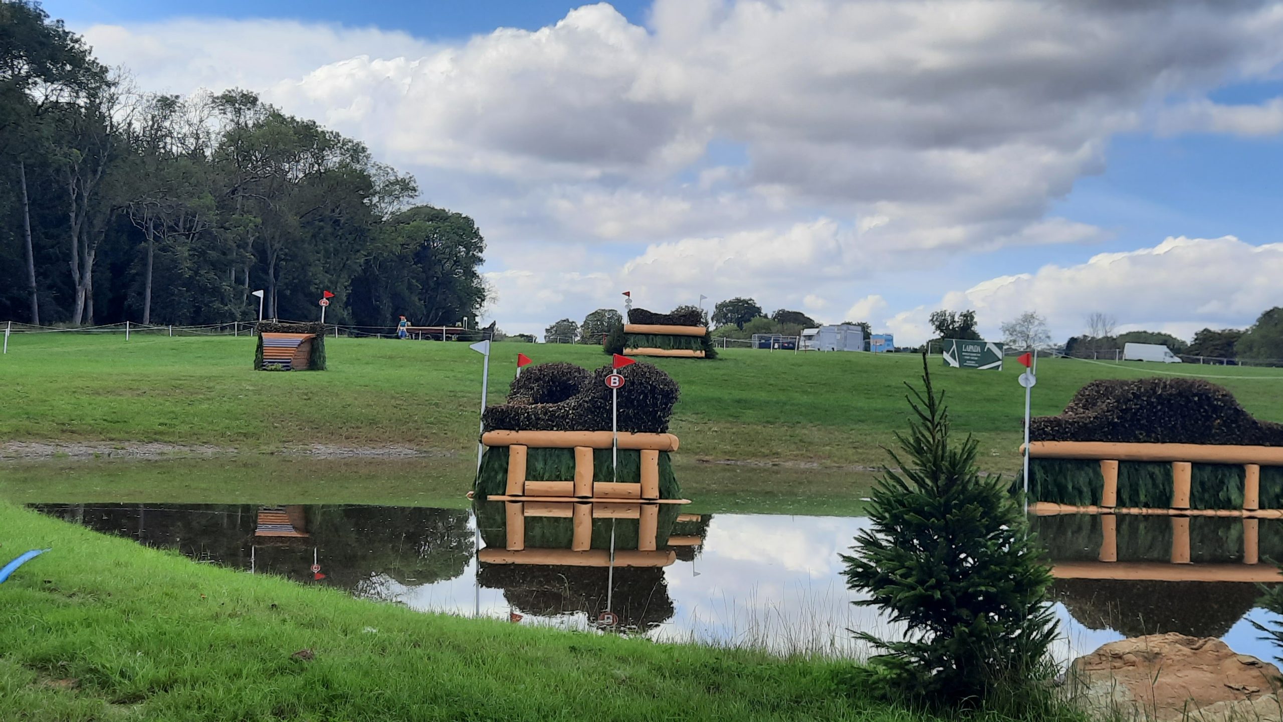 Fence 15b: Blenheim Horse Trials cross-country course gallery