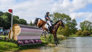 Burghley Horse Trials cross-country: Wills Oakden and Oughterard Cooley