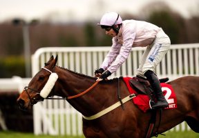 The famous for being quirky racehorse Harper's Brook, ridden by Ben Jones, wins his first race since 2022 under Ben Jones at Sandown Park racecourse.