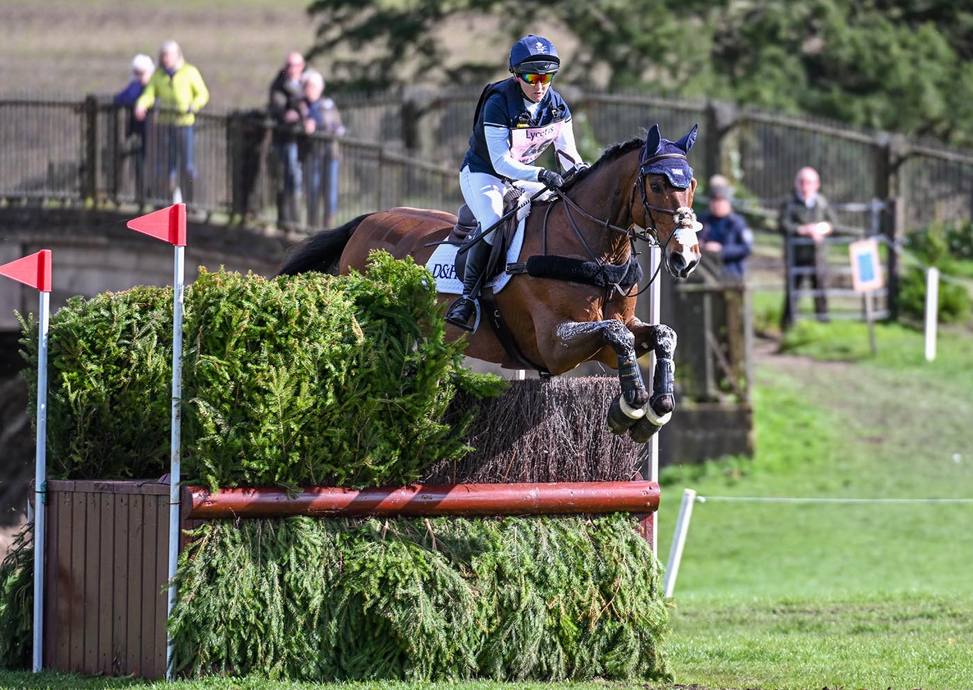 Thoresby pictures: Laura Collett and London 52