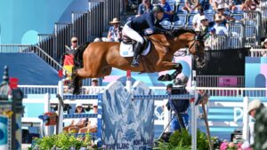 Jose Maria Larocca and Finn Lente in the Olympic showjumping