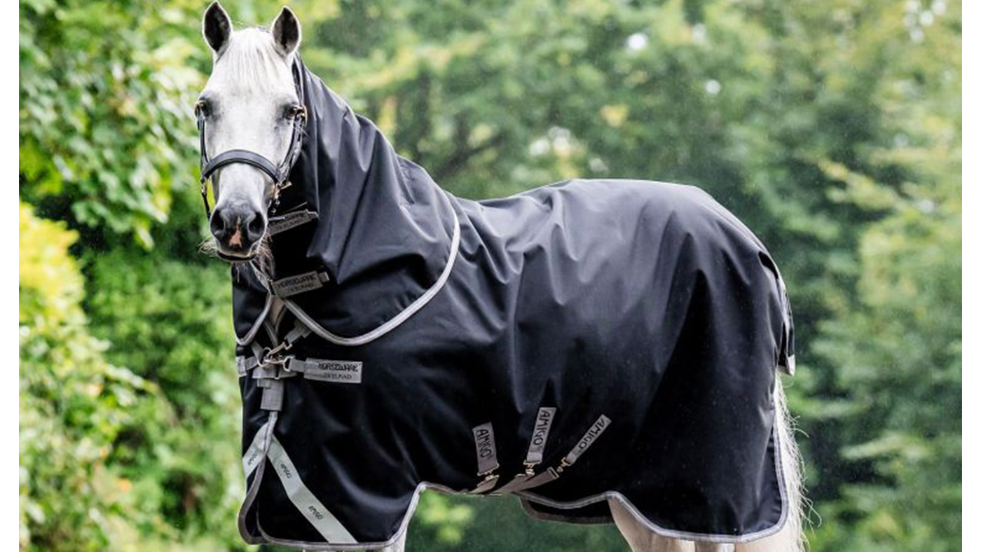 Horseware Amigo Bravo 12 plus turnout rug