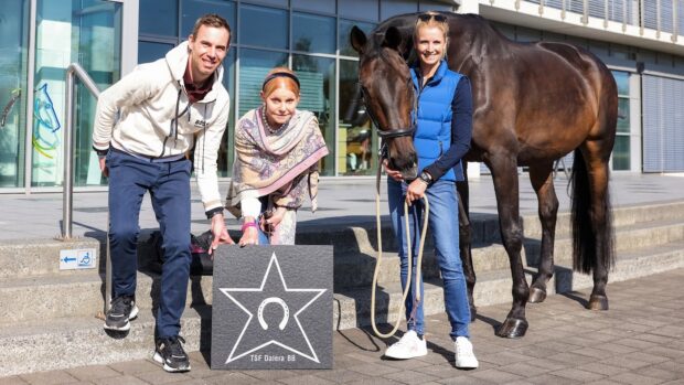 Jessica von Bredow-Werndl with TSF Dalera BB, owner Beatrice Bürchler-Keller and Benjamin Werndl.