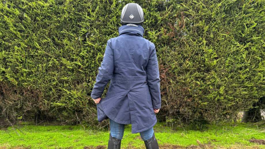 WeatherBeeta Kyla II magnetic rear gusset