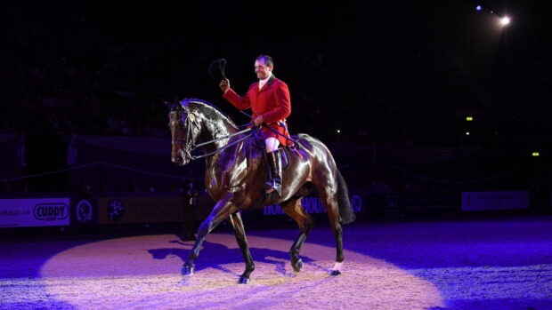 HOYS champion hunter View Point, ridden by Robert Walker: training for show hunter classes