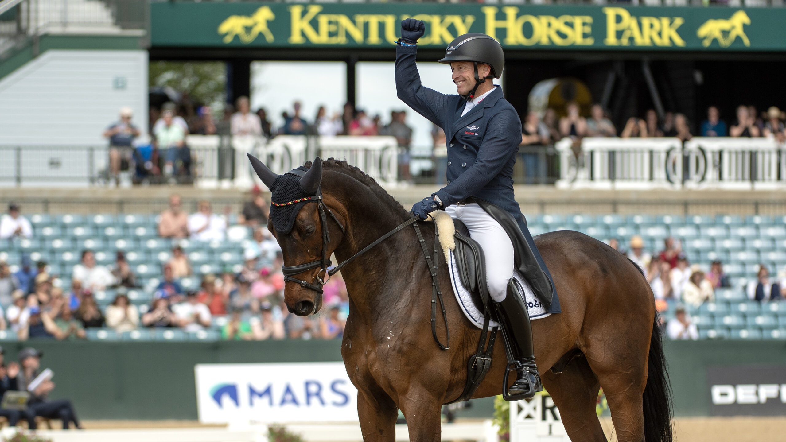 さるたか　希少珍品　ブリキ　【HORSE VAN】フリクション Michael Jung sets new Kentucky Three-Day Event dressage record