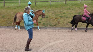 Training with Mary King, demonstrating good position