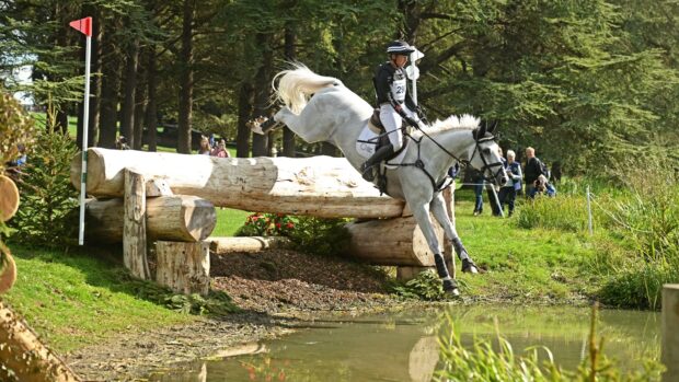 Sam Lissington and Quantas top Blenheim Horse Trials results with cross-country masterclass