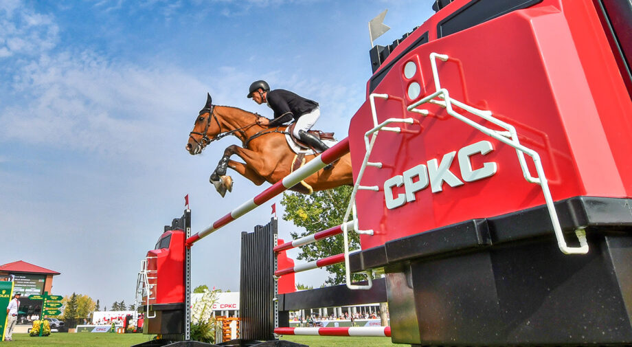 Scott Brash and Hello Sanctos, winners of the CPKC International presented by Rolex, jumping one of the Spruce Meadows showjumping courses set by Leopoldo Palacios.