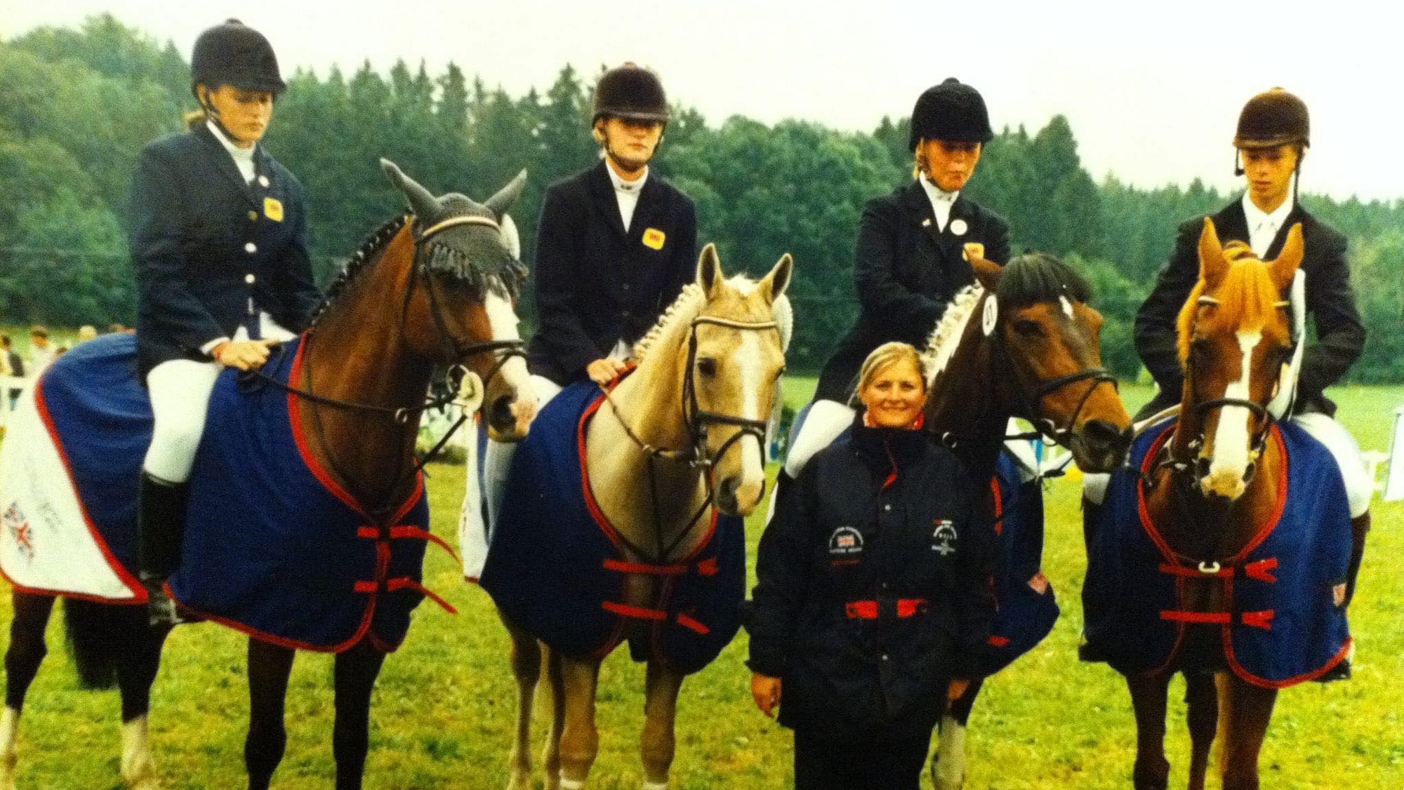 European pony team 1995 Kay Miller Strawberry Mojo second from right (1)