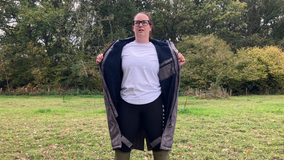 Lady wearing Hestt Eco-Ultra Riding Robe showing lining
