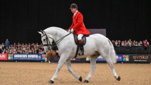 Carters Top Gun and Oliver Hood are victorious in the 2025 cob of the year championship