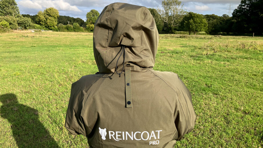 Lady wears Reincoat Pro close up of hood