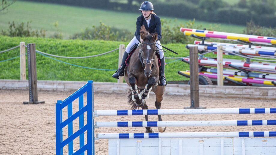 How to stop horse drifting over a jump