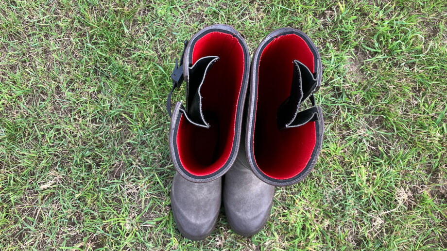 View of the inside neoprene lining of a Aigle Parcours 2 Iso wellies in a field