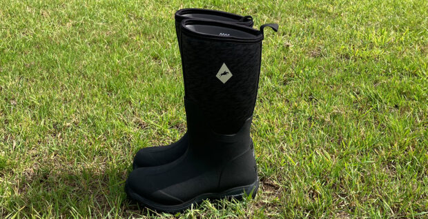Close up side view of Harry Hall Mud boots in black