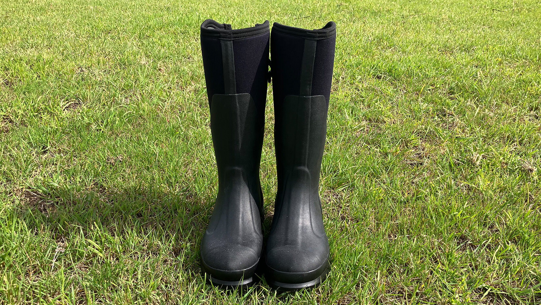 Front view of the Muck Boot Chore Adjustable Boots