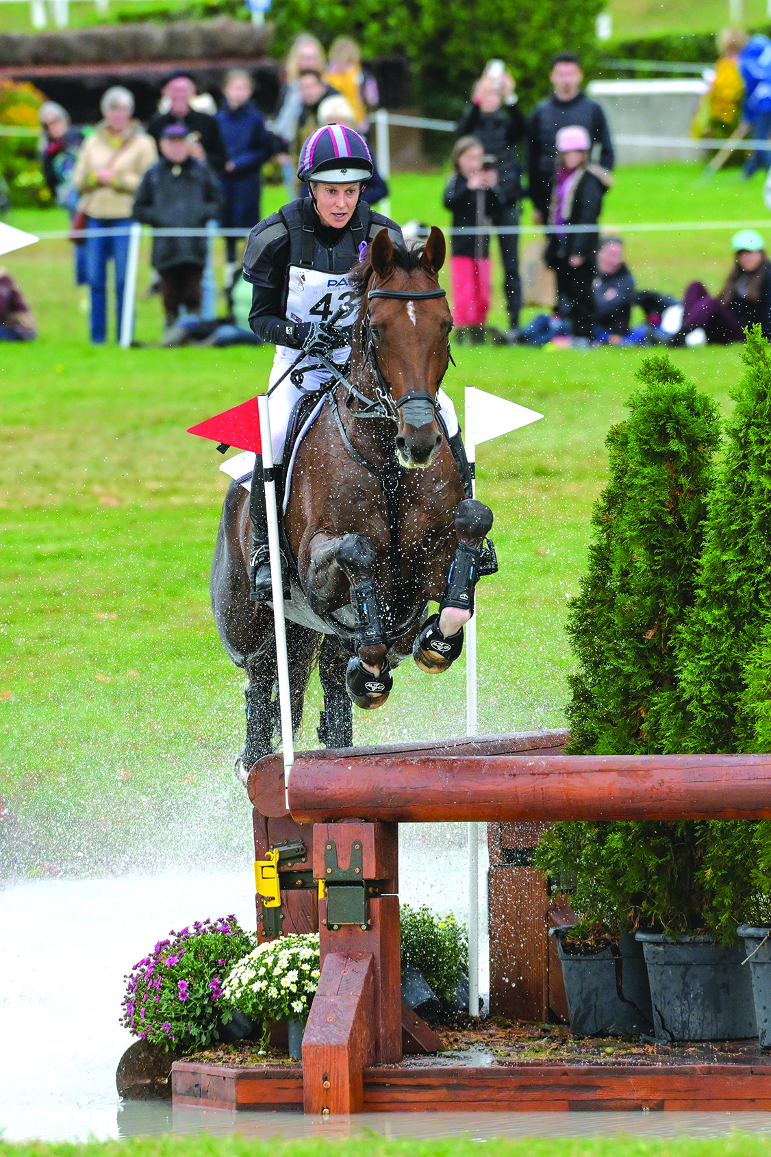 Sarah Bullimore and Corimiro take the lead on cross-country day at Pau 2025.