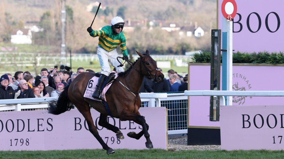 Mark Walsh salutes the crowd after winning the Boodles Cheltenham Gold Cup Chase on Inothewayurthinkin on Day Four of the Cheltenham Festival 2025.