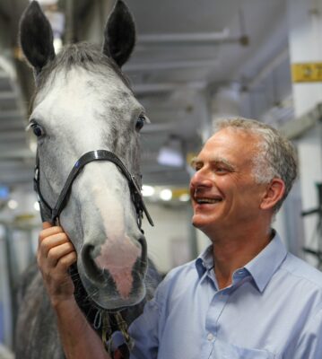 International champion of horse welfare wins prestigious national award