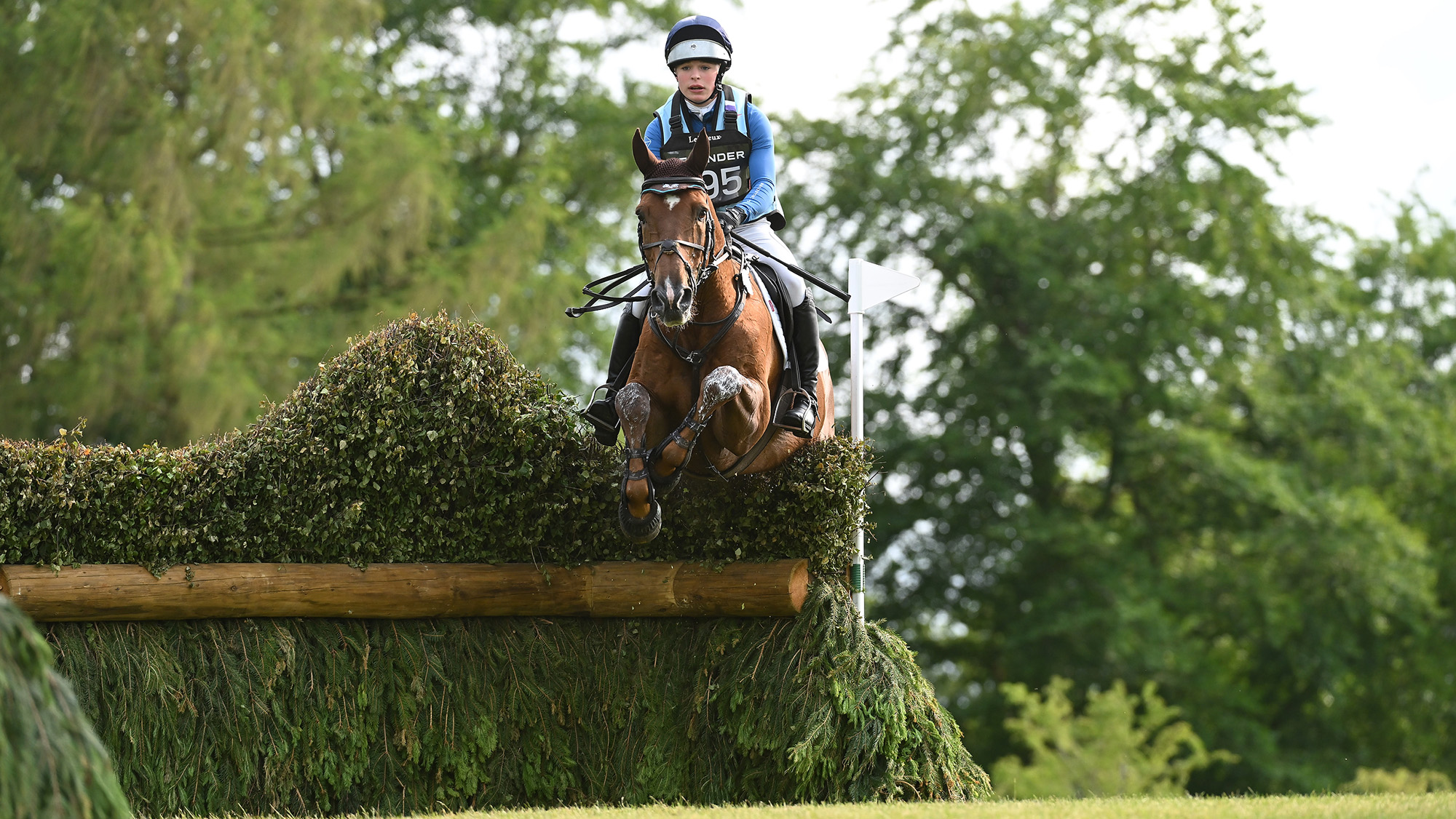 A fast clear, a run-out and a fall: mixed fortunes for Britain’s rising stars in Kentucky