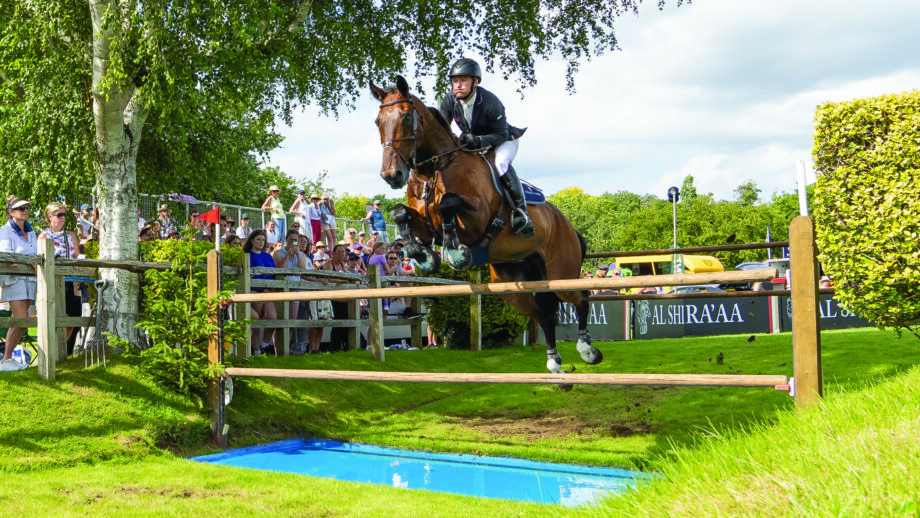 William Whitaker and Flamboyant III win the Al Shira'aa Derby at Hickstead in 2026.