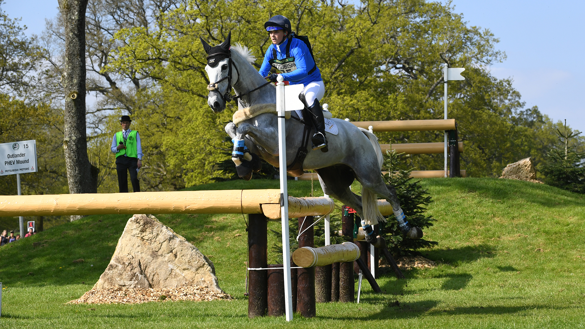 Dani Stewart-Richardson (née Evans) and Smart Time jump a cross-country fence at Badminton 2018. 