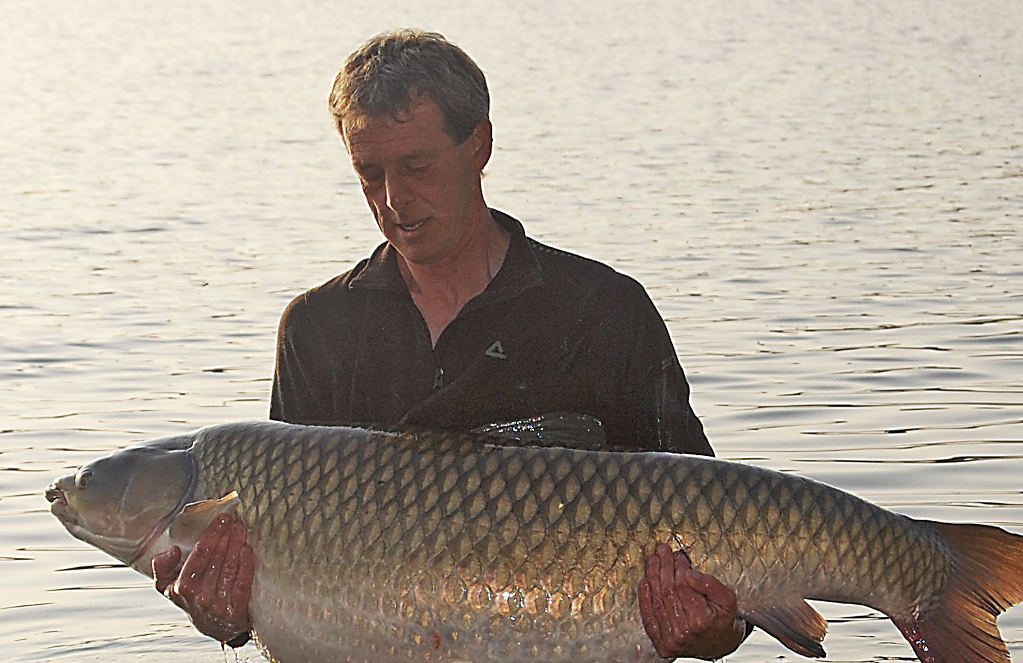 76 lb grass carp! Angler's Mail
