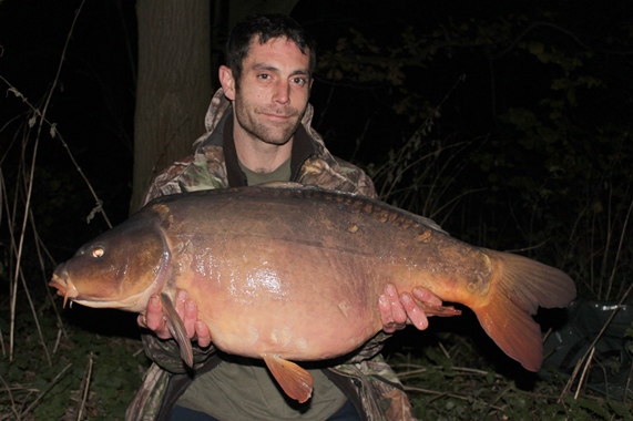 Simon nets a nice 34lb carp