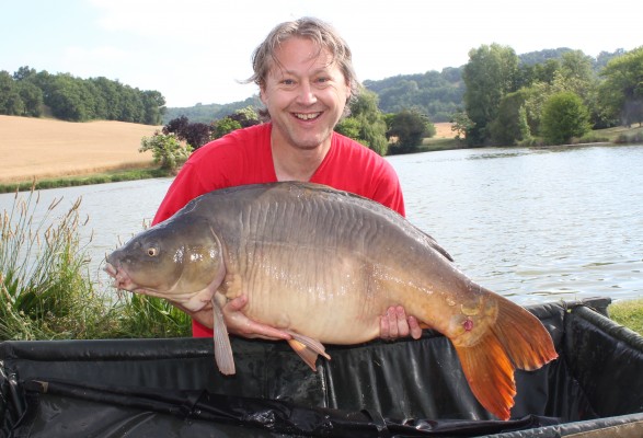 43 lb 13 oz and a new PB - one of many highlights in South West France that made a nine-hour drive after a four-hour ferry crossing worthwhile.