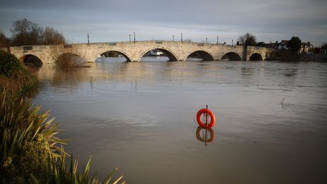 This was the Thames at Chertsey during record floods in January 2014. I didn't fish it then, but during another flood a slack near here rewarded me!