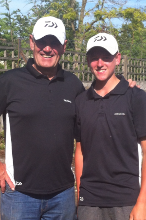Bradley Gibbons (right) is the most experienced angler in Steve Sanders' side. They are seen here when Steve signed Brad for Daiwa Dorking last year.