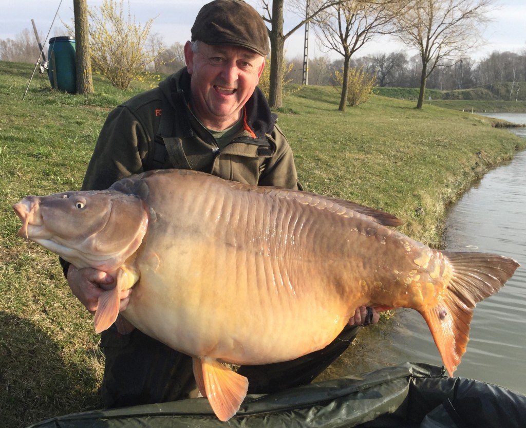 World record carp venue gives 101 lb 8 oz giant! Angler's Mail