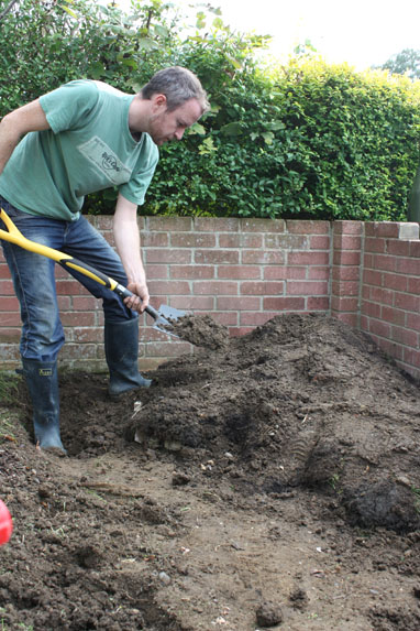 Create An Alpine Rockery Gardening Alpine Rockery