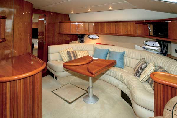Sunseeker Camargue 44 | Reviews | Motor Boats Monthly |
