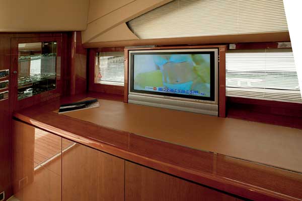 Princess 54 | Reviews | Motor Boats Monthly |